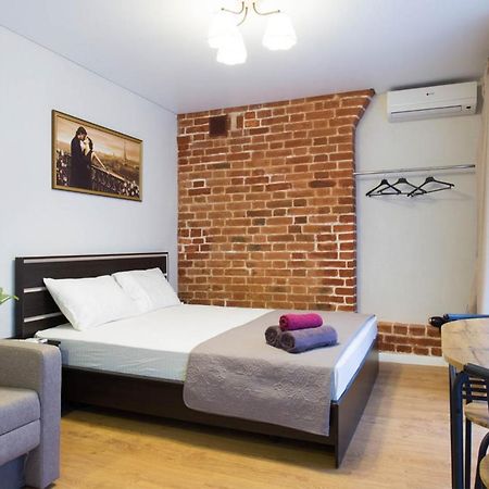 Studio Near Metro Yaroslava Mudroho, Universytet - Mykoly Khvylovoho Str 5-3 Kharkov Luaran gambar