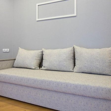 Studio Near Metro Yaroslava Mudroho, Universytet - Mykoly Khvylovoho Str 5-3 Kharkov Luaran gambar