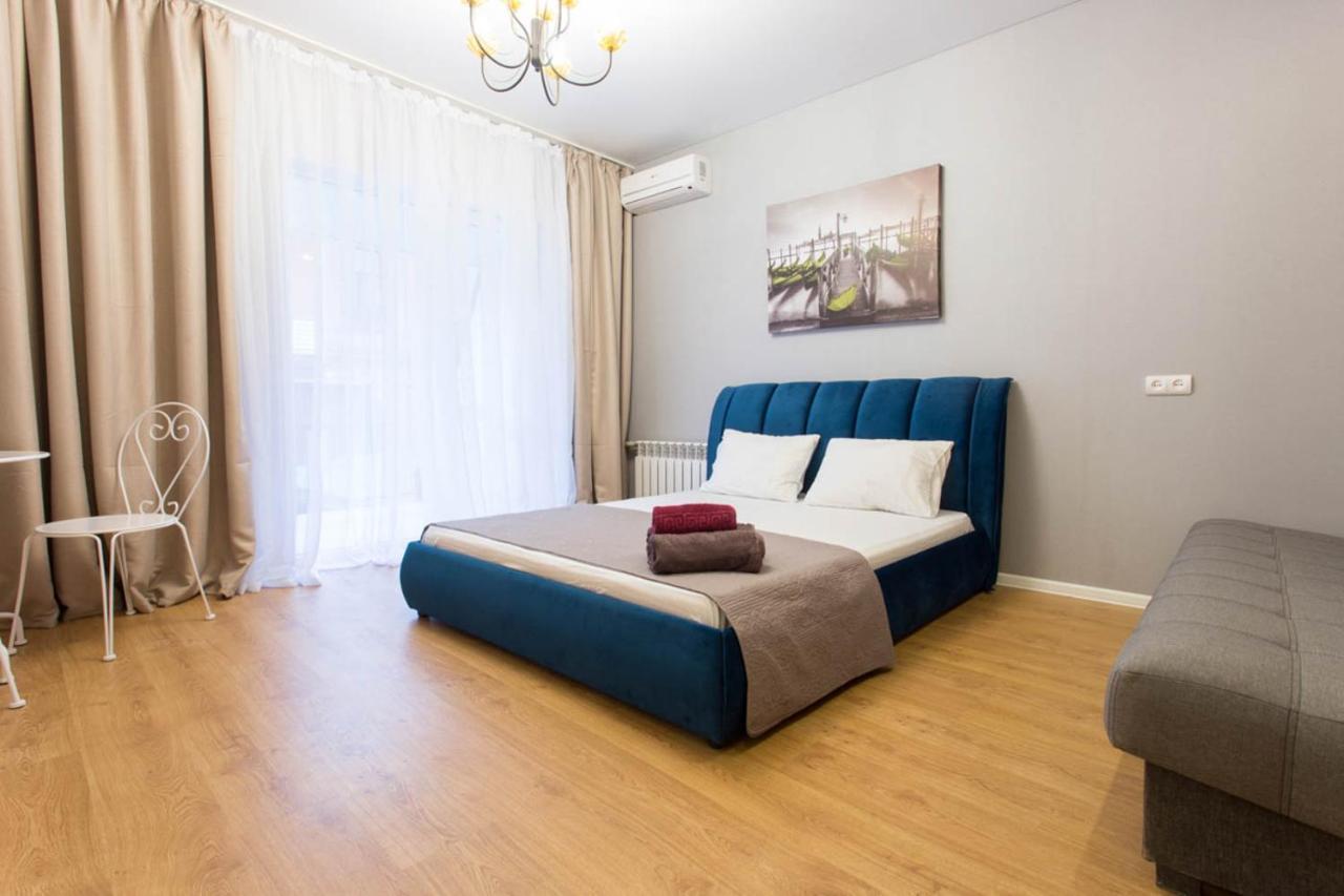 Studio Near Metro Yaroslava Mudroho, Universytet - Mykoly Khvylovoho Str 5-3 Kharkov Luaran gambar