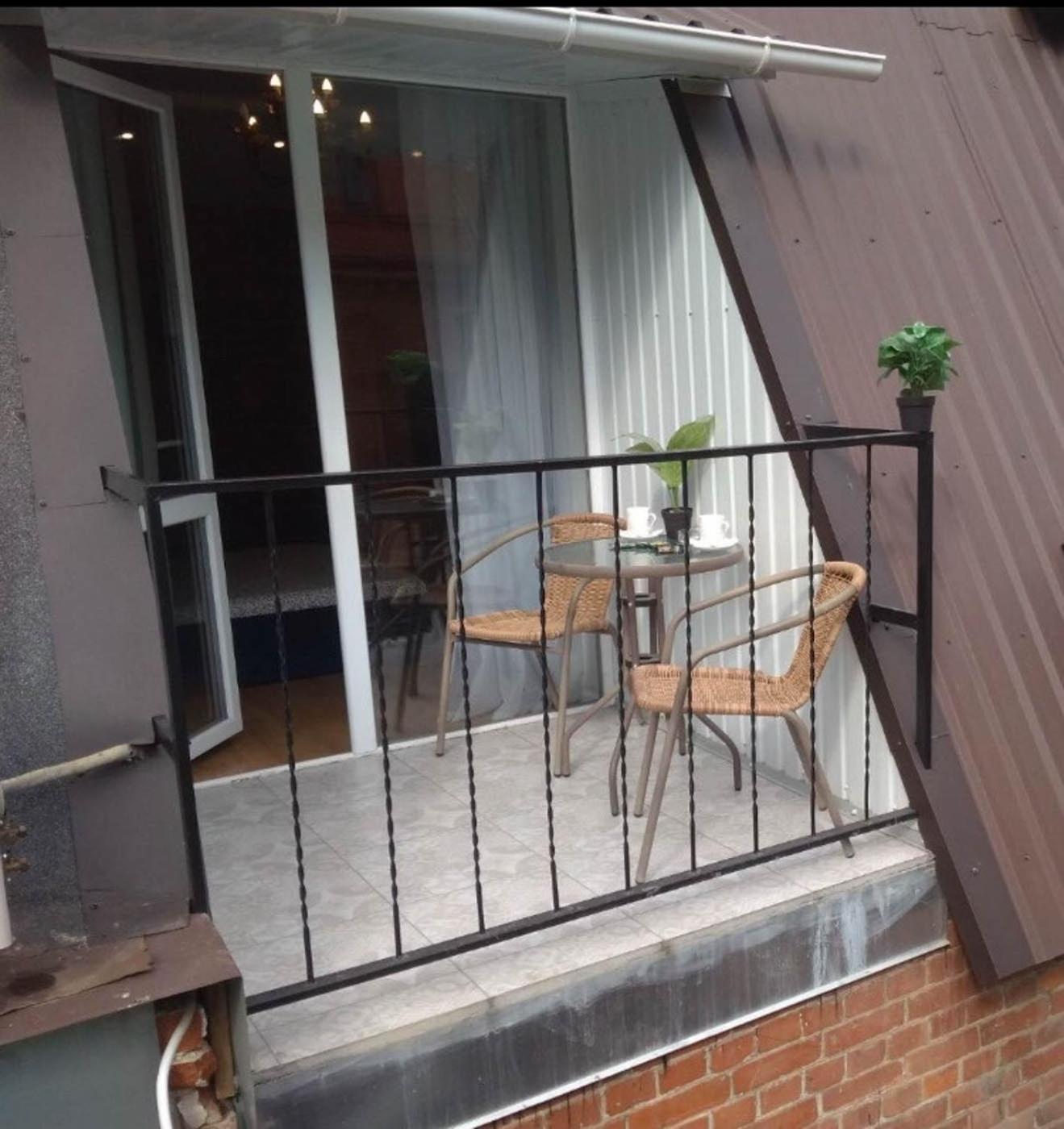 Studio Near Metro Yaroslava Mudroho, Universytet - Mykoly Khvylovoho Str 5-3 Kharkov Luaran gambar