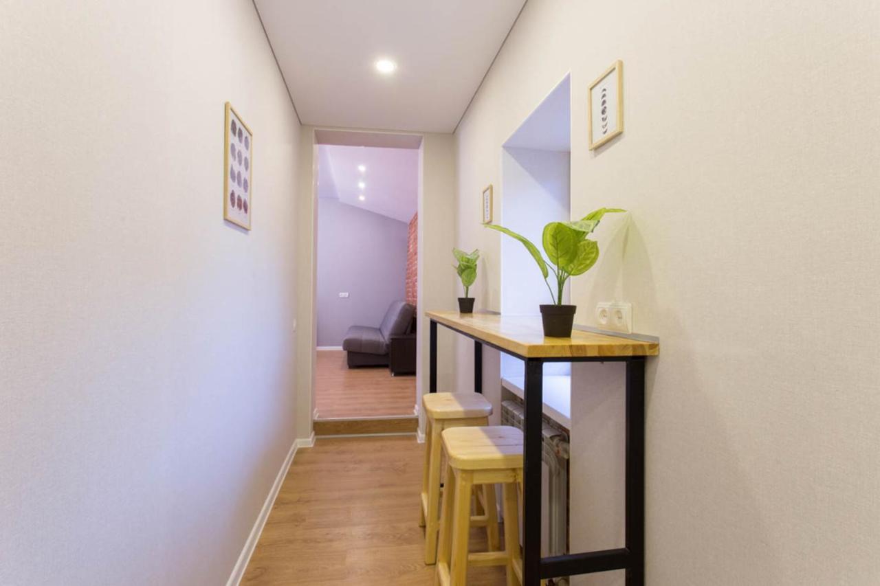 Studio Near Metro Yaroslava Mudroho, Universytet - Mykoly Khvylovoho Str 5-3 Kharkov Luaran gambar