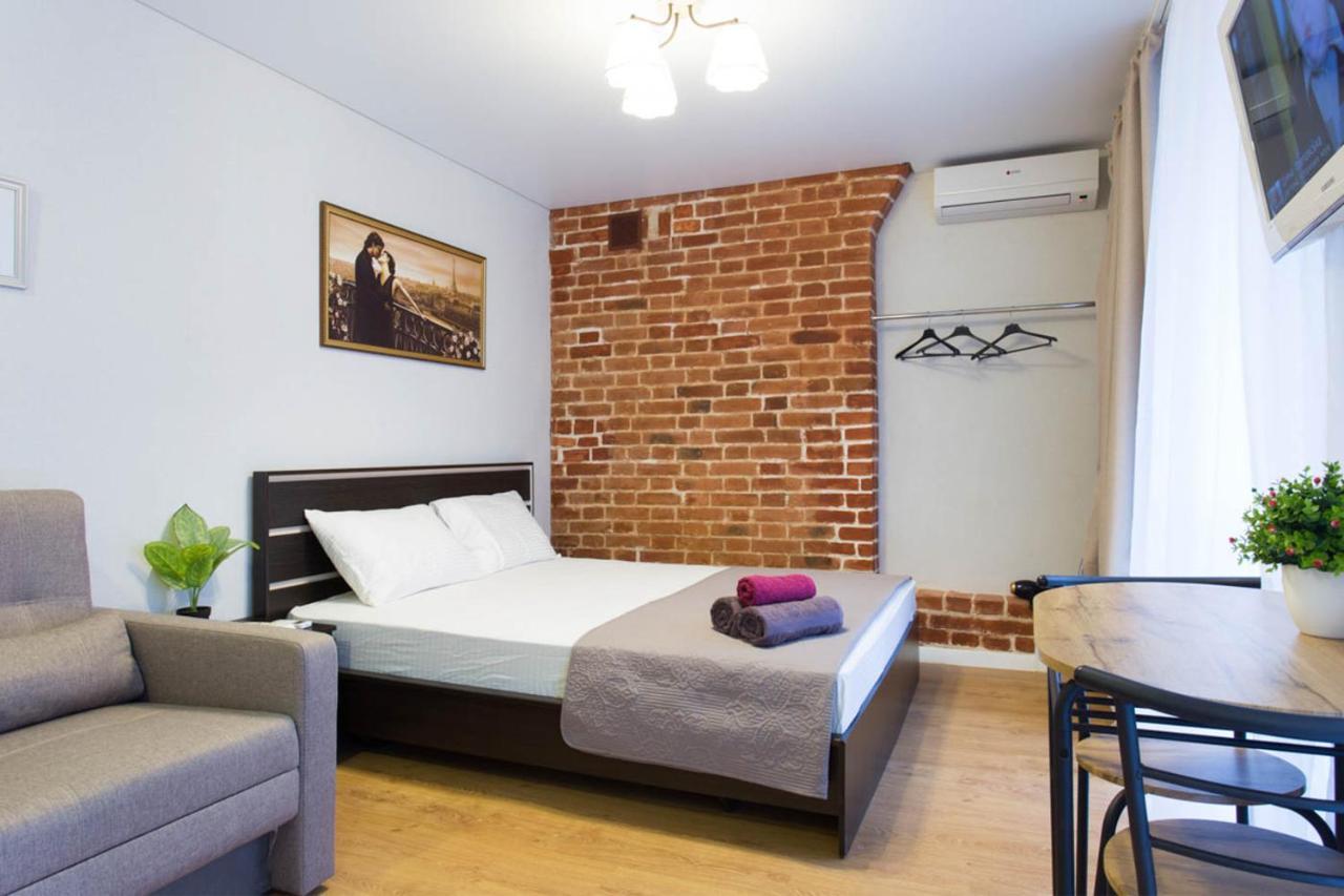 Studio Near Metro Yaroslava Mudroho, Universytet - Mykoly Khvylovoho Str 5-3 Kharkov Luaran gambar