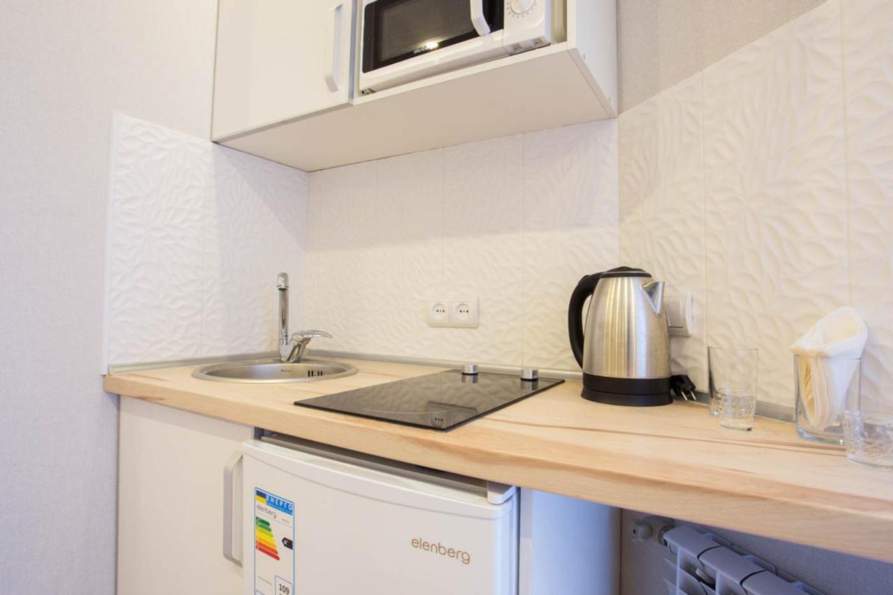 Studio Near Metro Yaroslava Mudroho, Universytet - Mykoly Khvylovoho Str 5-3 Kharkov Luaran gambar